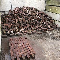 V53 C, Oude Gebakken Klinkers, Dikformaat, Rood-Bruin