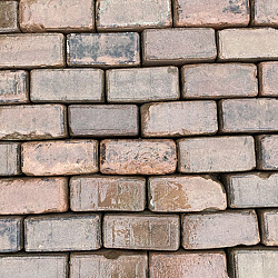 V106, Oude Gebakken Klinkers, Keiformaat, Rood-Bruin