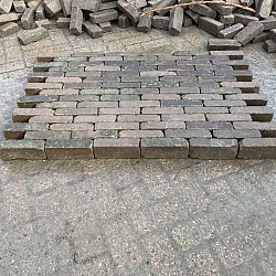 V16, Oude Gebakken Klinkers, Waalformaat, Antraciet-Bruin