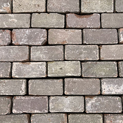 V109, Oude Gebakken Klinkers, Keiformaat, Rood-Bruin