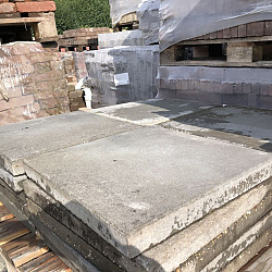 SBP09, Jong Gebruikte betontegels, 50x50x5cm