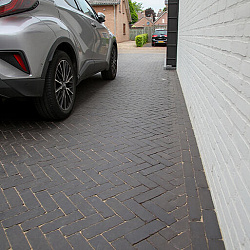 UDF 60 moon onbezand getrommeld