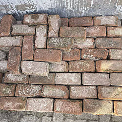 SBP41, Oude Gebakken Klinkers, Keiformaat, Rood-Bruin