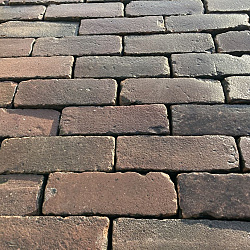 V19, Oude Gebakken Klinkers, Dikformaat, Rood-Bruin