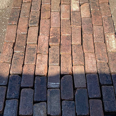 Oude Gebakken Klinkers, Keiformaat, Rood-Bruin