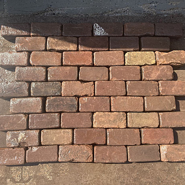 V63, Oude Gebakken Klinkers, Keiformaat, Rood-Bruin