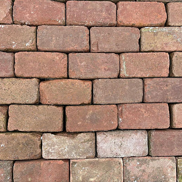 P023, Oude gebakken Klinkers, Platkeiformaat, Rood-Bruin