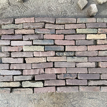 V07, Oude gebakken klinkers, Waalformaat Genuanceerd
