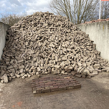 V07, Oude gebakken klinkers, Waalformaat Genuanceerd