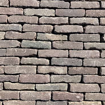 V51, Oude Gebakken Klinkers, Waalformaat, Genuanceerd