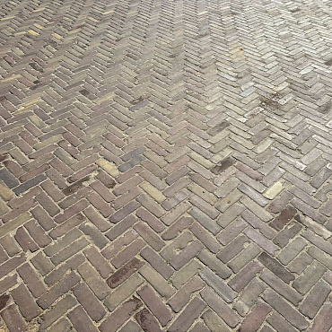 Wolz, Oude Gebakken Klinkers, Dikformaat, Genuanceerd