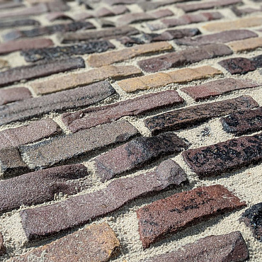 V21, Oude Gebakken Klinkers, Waalformaat, Genuanceerd