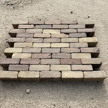 V117, Oude Gebakken Klinkers, Dikformaat, Genuanceerd