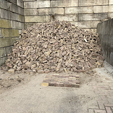 V117, Oude Gebakken Klinkers, Dikformaat, Genuanceerd
