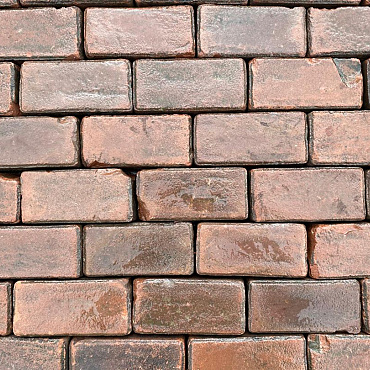 P026, Oude Gebakken Klinkers, Platkeiformaat, Rood-Bruin