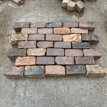 V61, Oude Gebakken Klinkers, Keiformaat, Genuanceerd