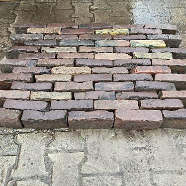 P087, Oude Gebakken Klinkers, Waalformaat, Genuanceerd