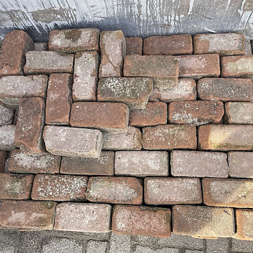 SBP41, Oude Gebakken Klinkers, Keiformaat, Rood-Bruin