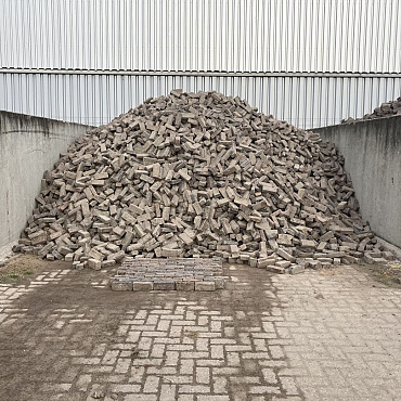 V13, Oude Gebakken Klinkers, Waalformaat, Rood-Bruin