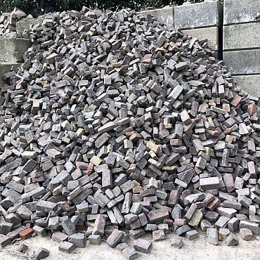 SBV07, Oude Gebakken Klinkers, Breukwaal, Ongelijke Lengtes