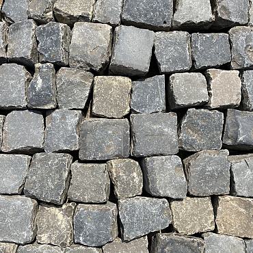 V01, Natuursteen, Basaltkeien, Mix
