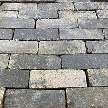 Ca. 3m², Nieuwe betonklinkers, Dikformaat, Grijs/Zwart