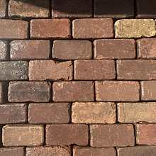 V63, Oude Gebakken Klinkers, Keiformaat, Rood-Bruin