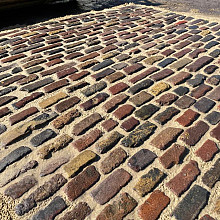 V33, Oude Gebakken Klinkers, Breukwaal, Ongelijke Lengtes
